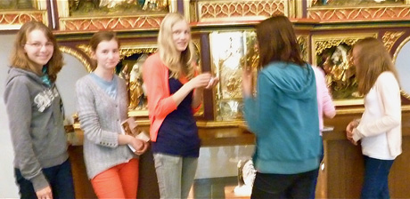 Schülerinnen der Klasse 7 a.