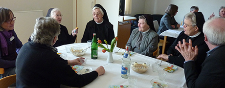 Abschied und Neuanfang. Abschied und Neuanfang.